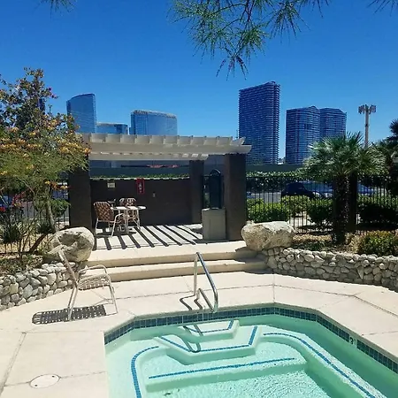Lovely Condo! Walking Distance To The Strip With Pool And Spa Las Vegas Exterior foto